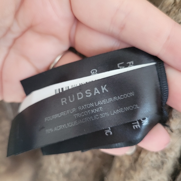 Rudsak Raccoon Fur Hooded Vest, Size M/L - Picture 8 of 16